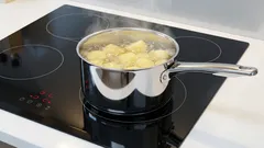 じゃがいもをゆでたお湯は捨てないで。まだ役に立ちます