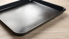 天板にこびりついた油汚れの落とし方：マスタードを使った意外な方法