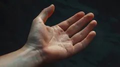 自分でできる心理分析：手のひらの形から性格タイプを見分ける方法