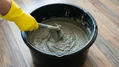 セメントに水を入れる?それとも逆?正しいモルタルの練り方を覚えておこう